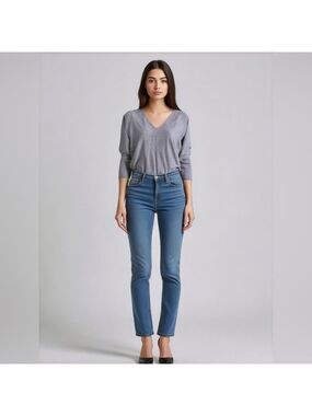 Elle Size Small Blouse